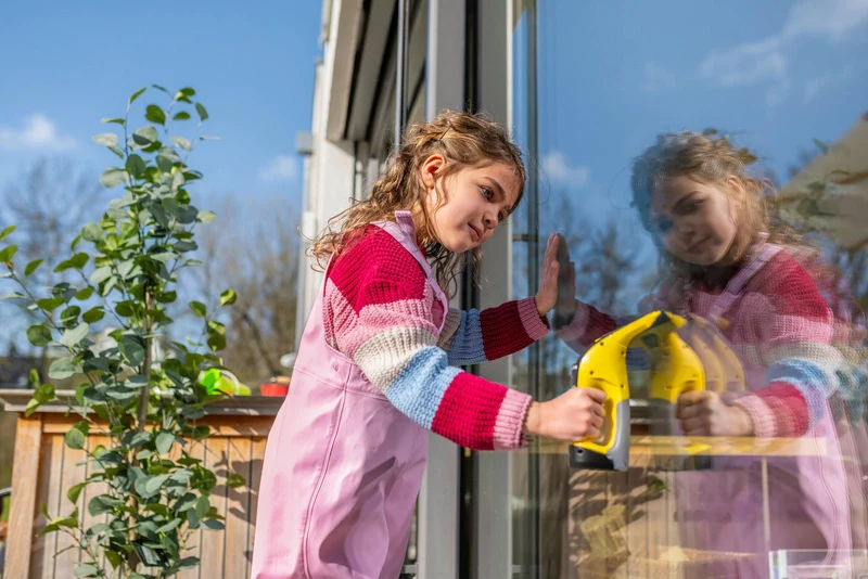 SMOBY Kärcher for Kids Fensterreiniger WV 6 – Spielspaß für kleine Helfer