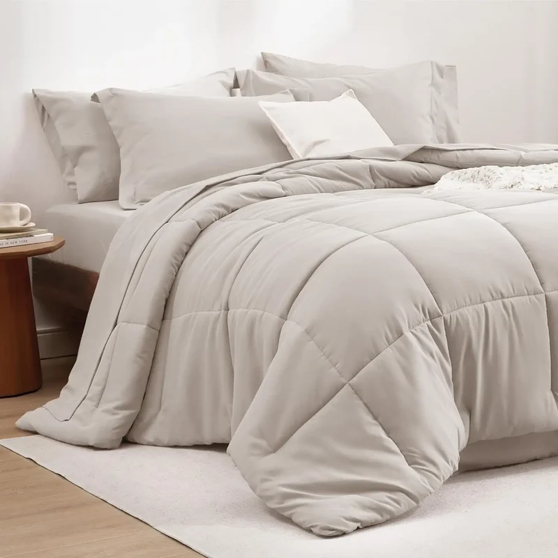 Bedsure All Season Comforter Set.