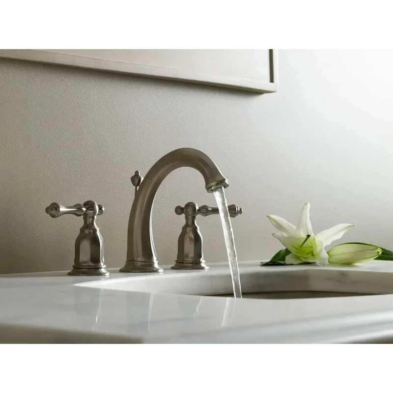 Widespread Bathroom Faucet with Pop-Up Drain Assembly, 3-Hole 2-Handle Bathroom Sink Faucet Polished Chrome