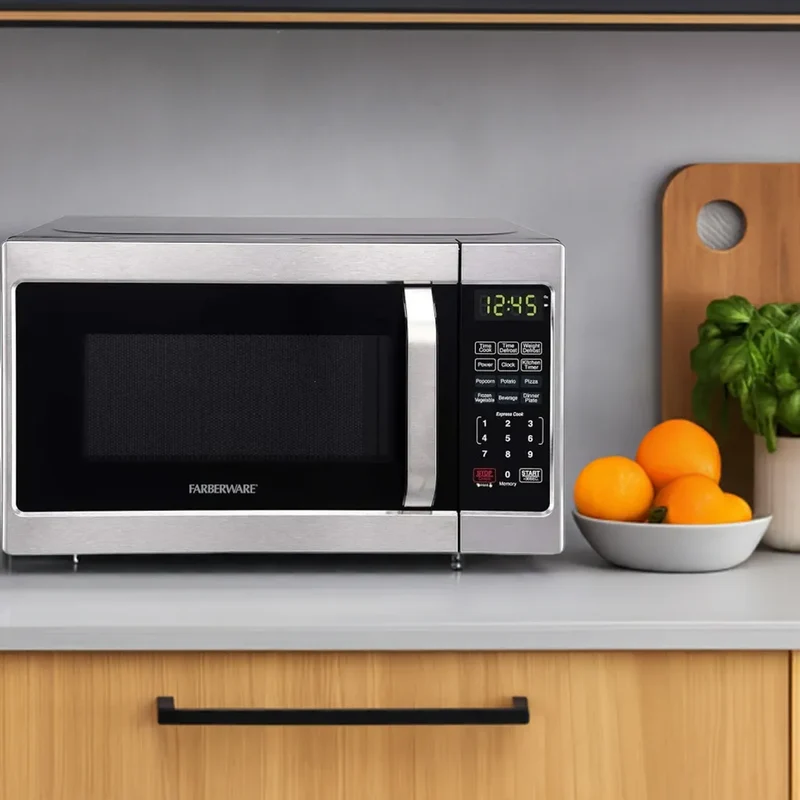 Farberware Countertop Microwave – 0.7 Cu Ft, 700W with LED & Child Lock