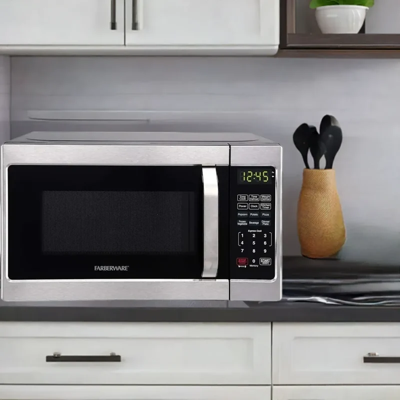 Farberware Countertop Microwave – 0.7 Cu Ft, 700W with LED & Child Lock