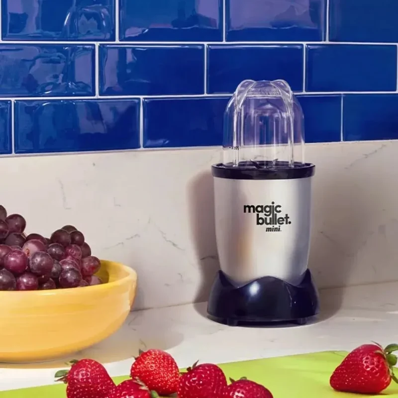 14 oz Mini BPA-Free Personal Blender with Stainless Steel Cross Blade