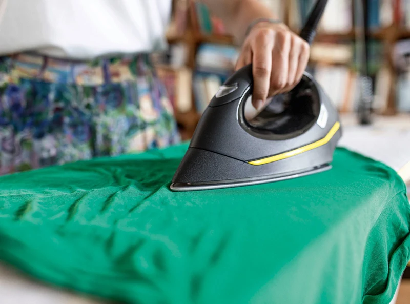 Dampfdruck-Bügeleisen EasyFinish