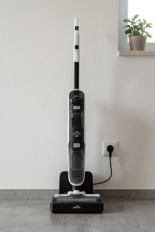Bodenspülmaschine ETA Wash Master AI Ultra 8257 90000 schwarz/weiß